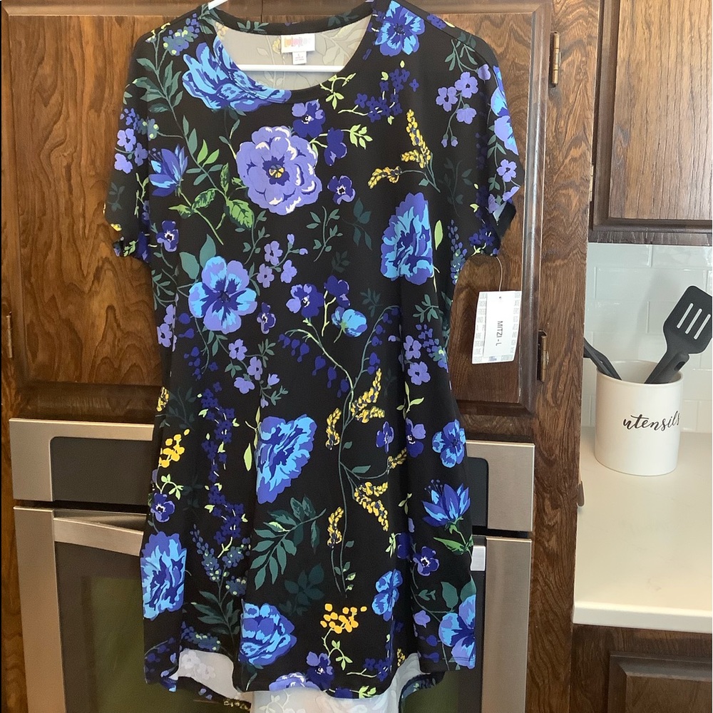 Lularoe Mitzi tunic size Large